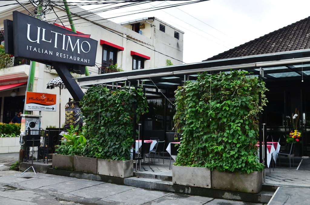 Ping Hotel Seminyak Exteriér fotografie